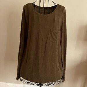 Prana M brown long sleeve tee